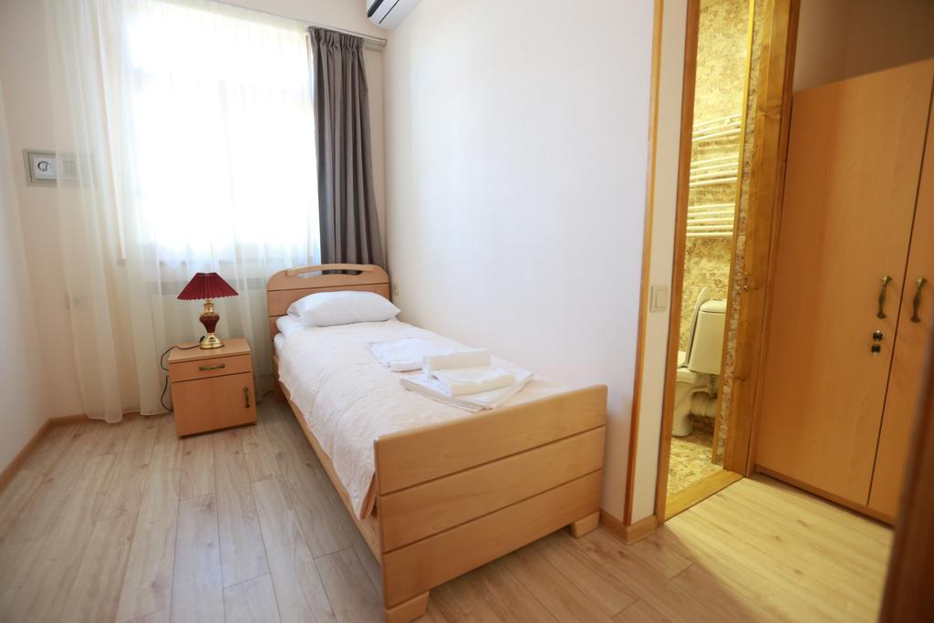 Guest House Goari Tbilisi Bagian luar foto